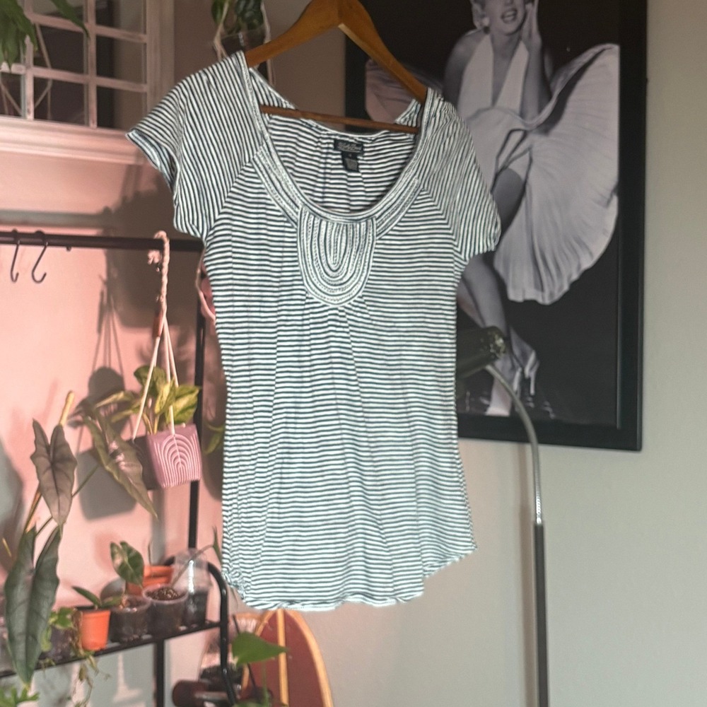Lucky Brand Striped Embellished Scoop Neck‎ Tee T Shirt Top Womens Size Small